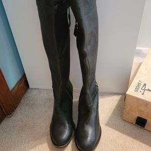 Women's J Shoes long boots in Devine. Black, leather, tall, NIB, size 9.5